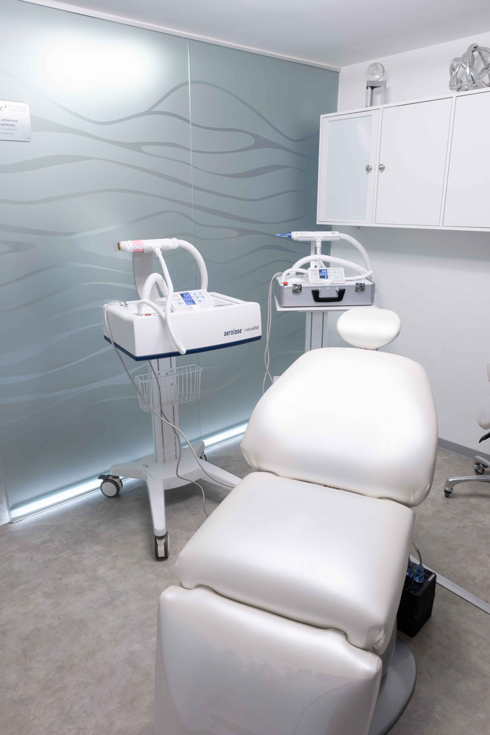 Dr-Hiram-Elizondo-sala-afrodita